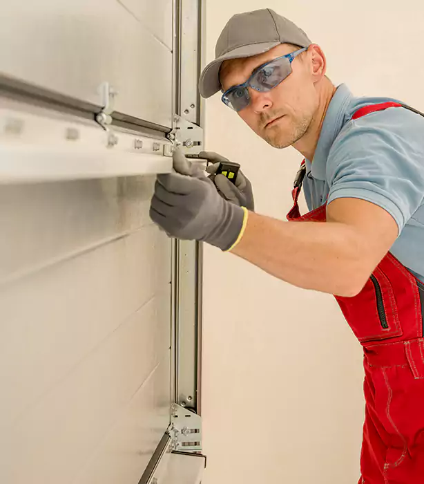 Garage Door Panel Repair Sunny Isles