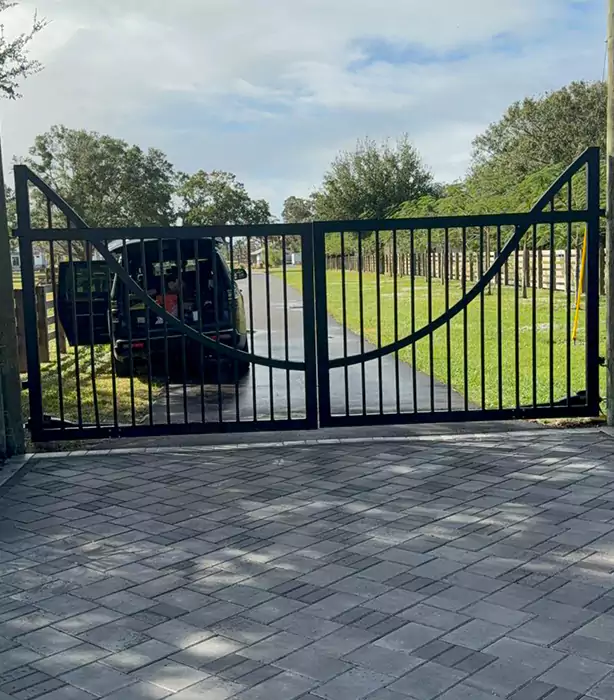 Swing Gate Repair Sunny Isles